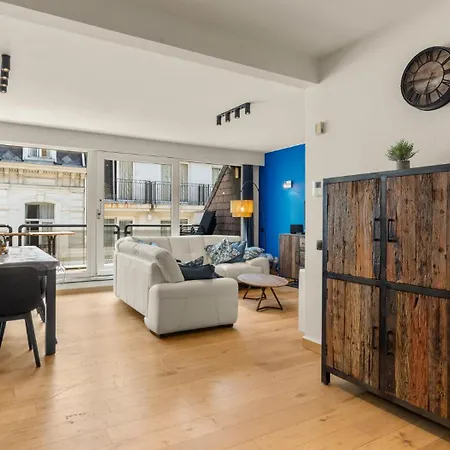 Sunny Family Duplex In *