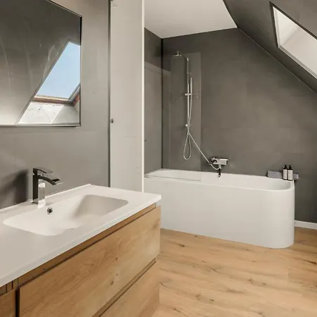 Sunny Family Duplex In