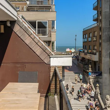 Sunny Family Duplex In Blankenberge