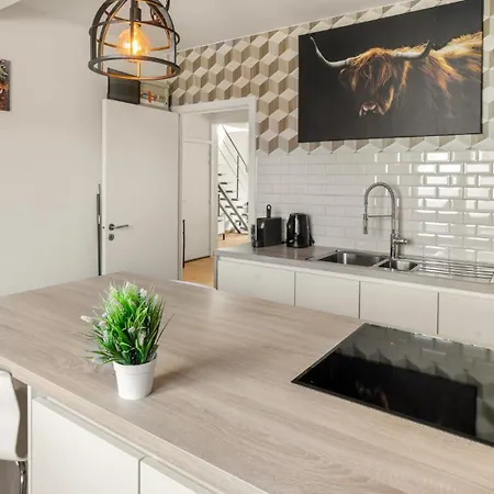 Sunny Family Duplex In Apartment Blankenberge