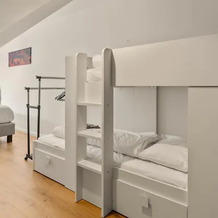 Apartment Sunny Family Duplex In